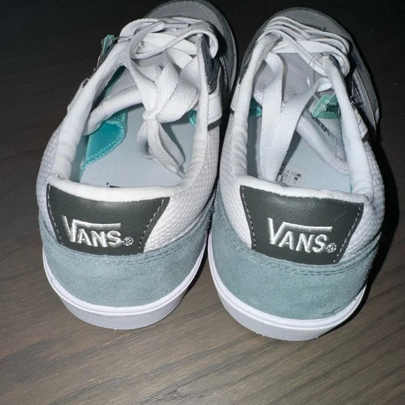 Vans size 11 new - Picture 4 of 5